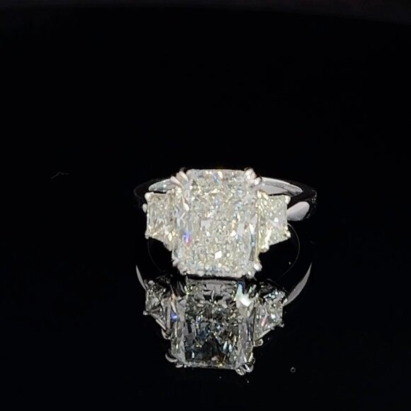 Platinum Diamond 18K White Gold Trapezoid Ring - Picture 1 of 5